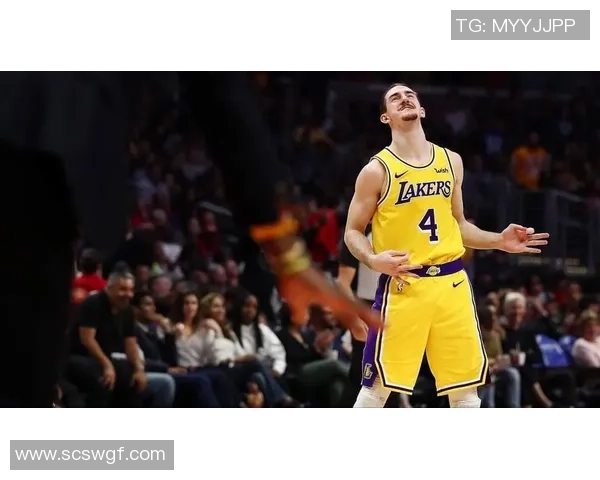 亚历克斯卡鲁索：从默默无闻到NBA明星的传奇之路